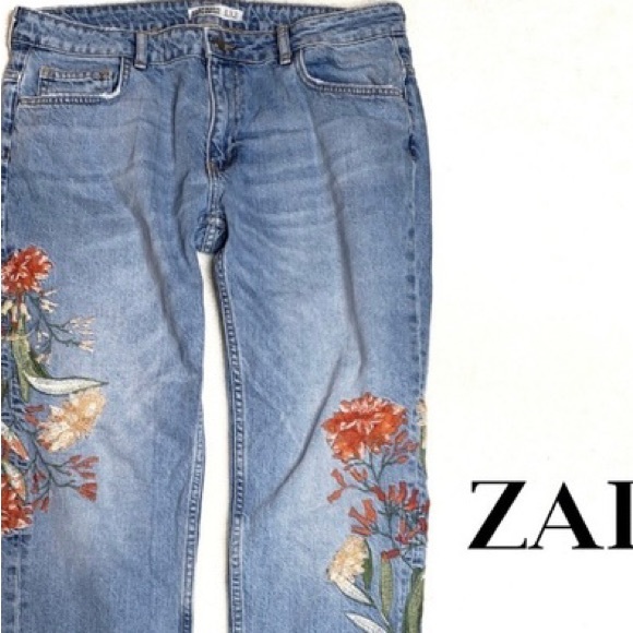 Zara blue jeans with floral embroidery on both sides of pant leg, size US 00 - Picture 8 of 9